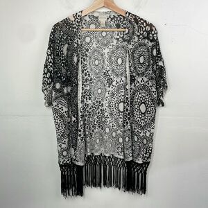 Chico’s Boho Chic Monochrome Fringe Open Front Kimono Top size Small